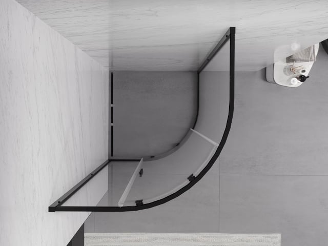 Półogrągły kształt prysznica